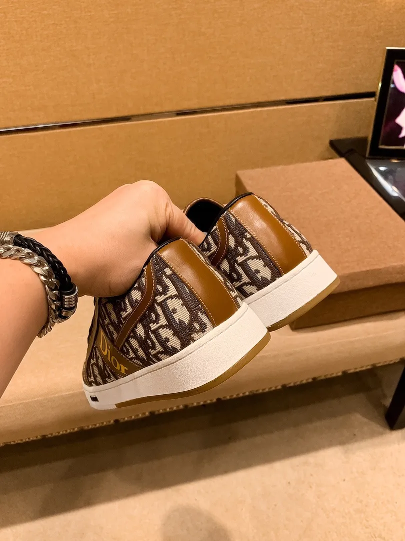 Men's shoes💰 380💰👍[Dior]🔝High-end brand of men's shoes official website 1:1 latest masterpiece: the upper is made of original Italian official website special technical cloth fabric with original comfortable and breathable lining➕original designated non-slip outsole🔥making walking more convenient and comfortable! An exclusive new model, a stunning work, a beautiful 1:1 replica [color] compared to the official quality! Create a fashionable personality to set off your uniqueness! A must-have for trendy men! 🔥, sizes: 38-44. color:.    3⃣️colors available🔥